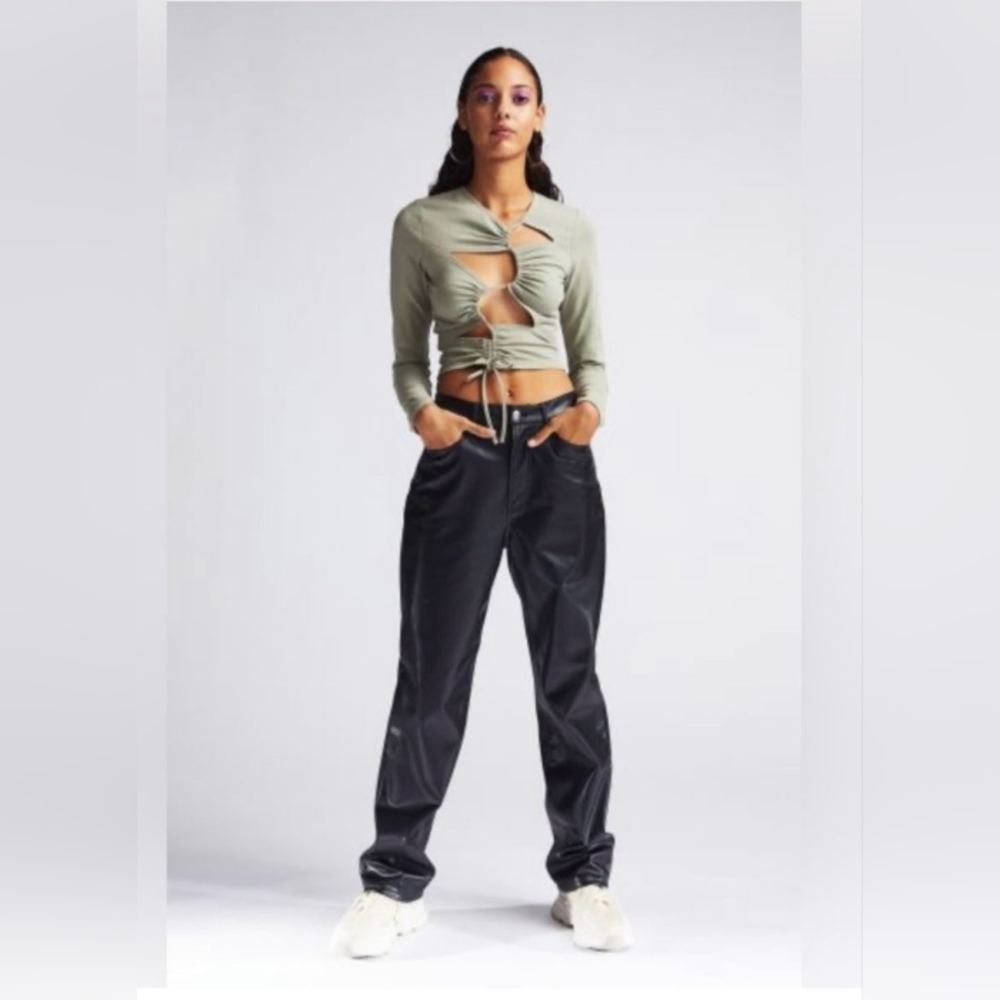 NWT H&M DIVIDED CUT-OUT TOP SECTIONS WITH DRAWSTRING LONG SLEEVE SIZE L - Picture 3 of 7